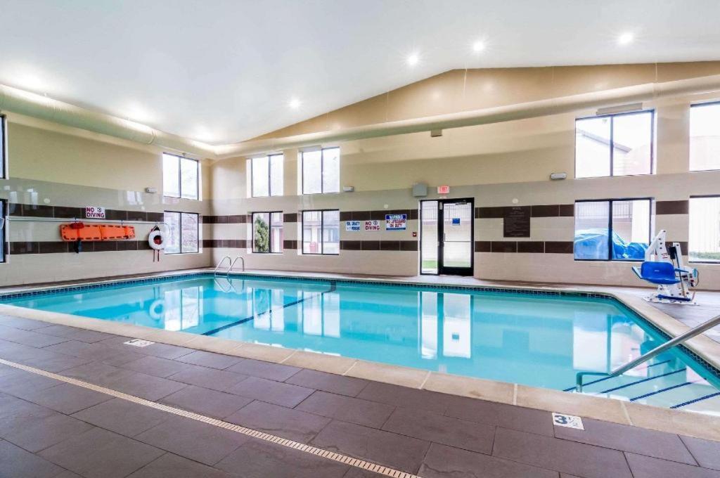 Comfort Inn & Suites University South Ann Arbor Dış mekan fotoğraf