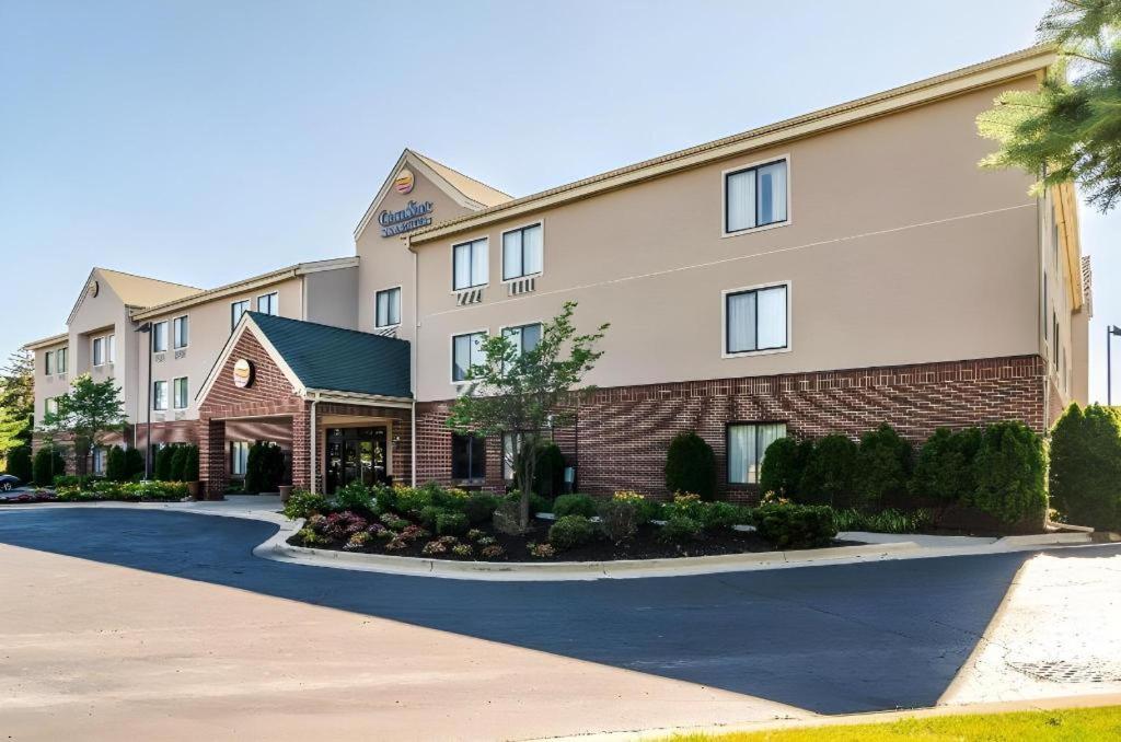 Comfort Inn & Suites University South Ann Arbor Dış mekan fotoğraf
